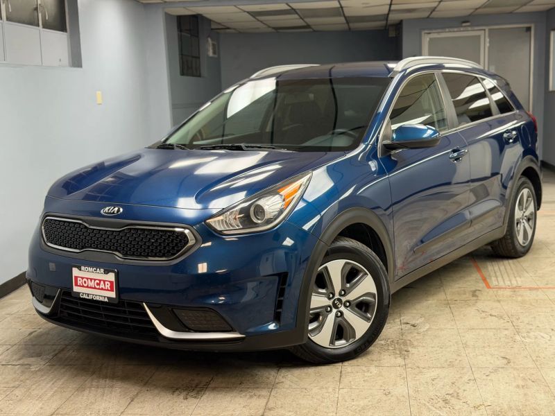 2019 Kia Niro LX's photo