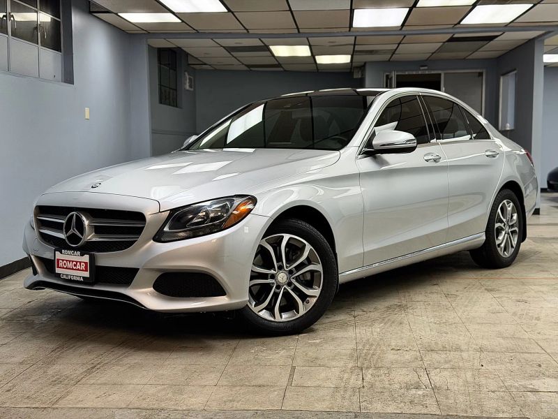 2016 Mercedes-Benz C-Class C300's photo