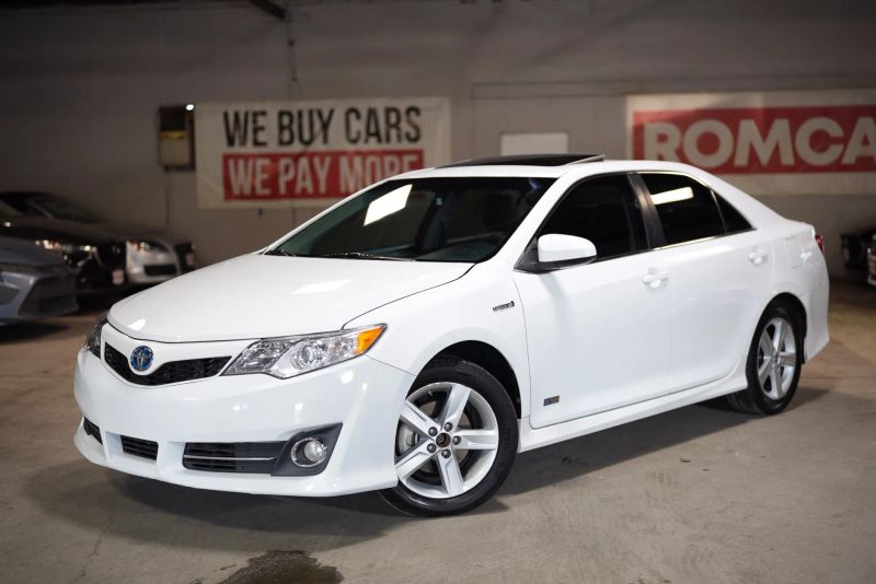2014 Toyota Camry SE Hybrid