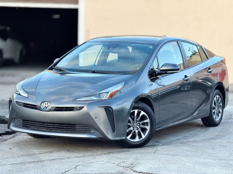 2019 Toyota Prius XLE